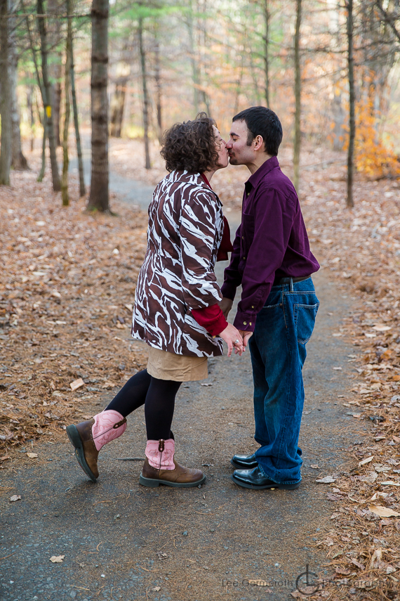 Keene NH Wedding Photographer Lee Germeroth Ashuelot Park Engagement Session